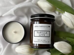 Asha Candle Co. Vanilla Love Candle. Sunday Artisan Market. Ann Arbor, Michigan.